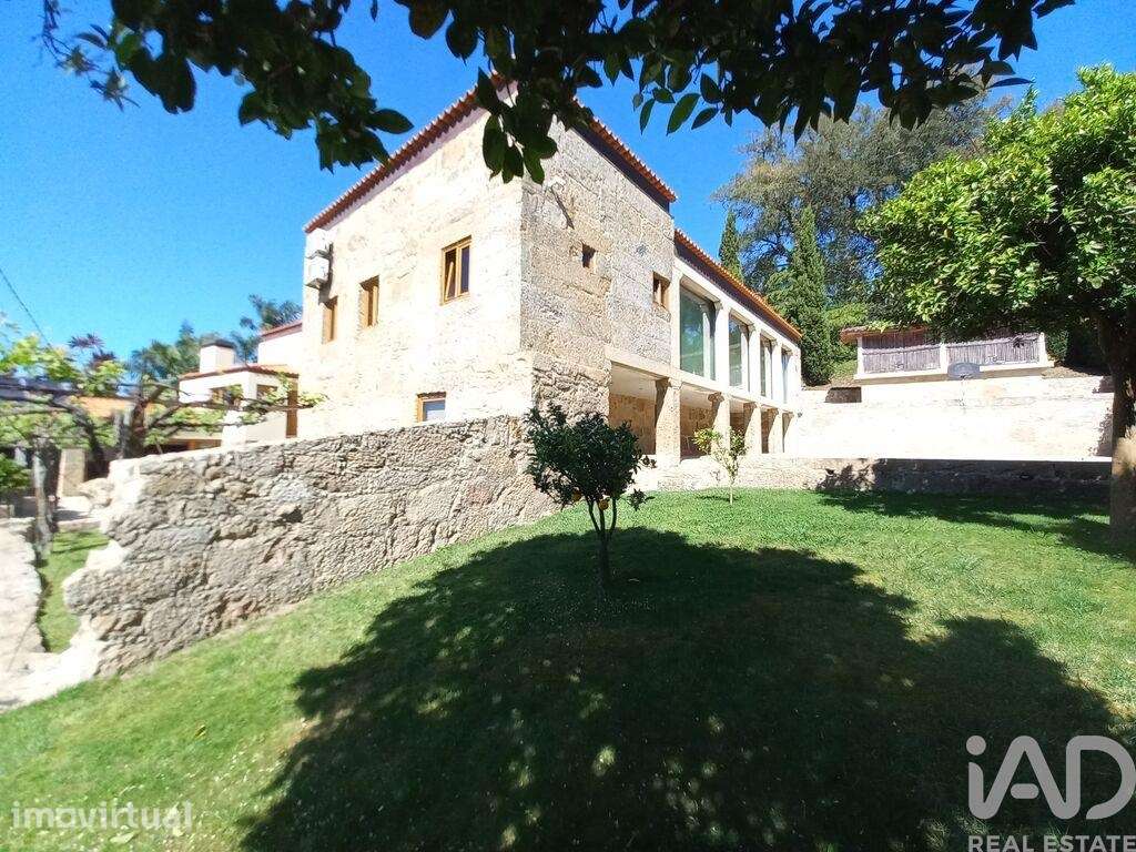 Casa T4 em Airó de 452,00 m2 - Grande imagem: 3/30
