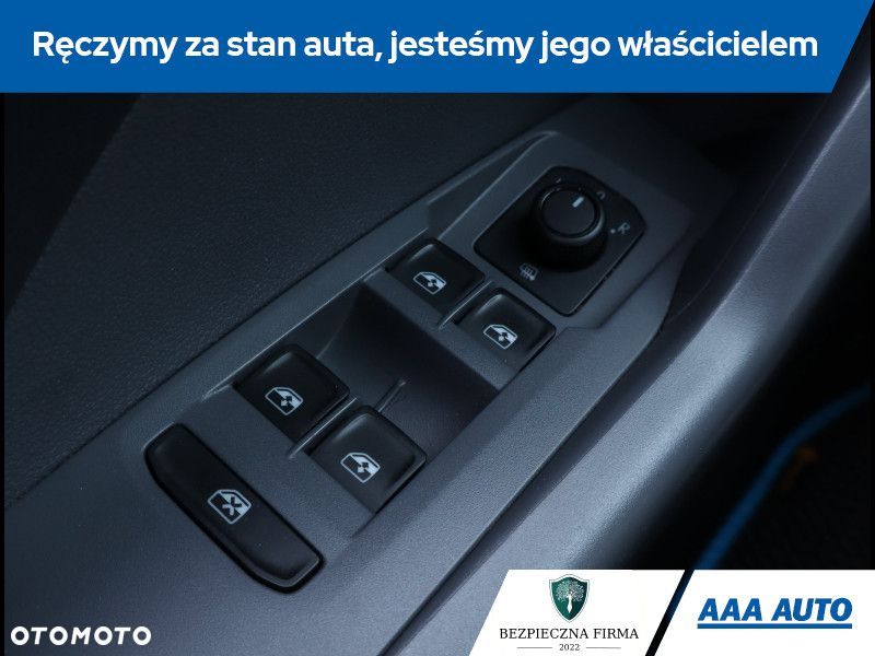 Volkswagen T-Cross - 16