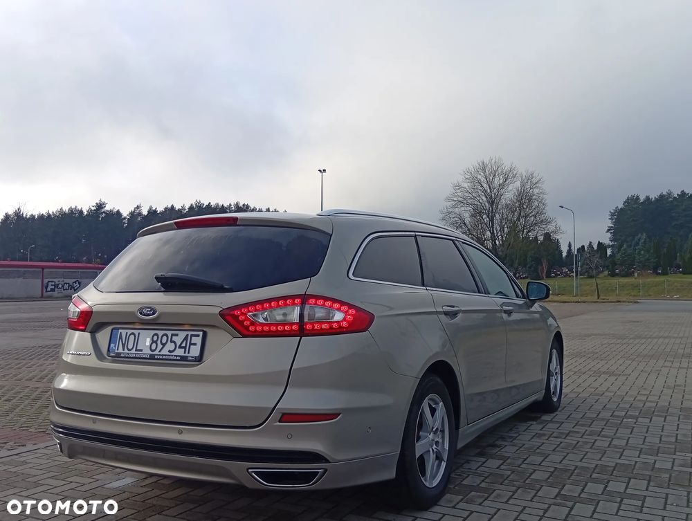 Ford Mondeo 2.0 TDCi Titanium PowerShift - 4