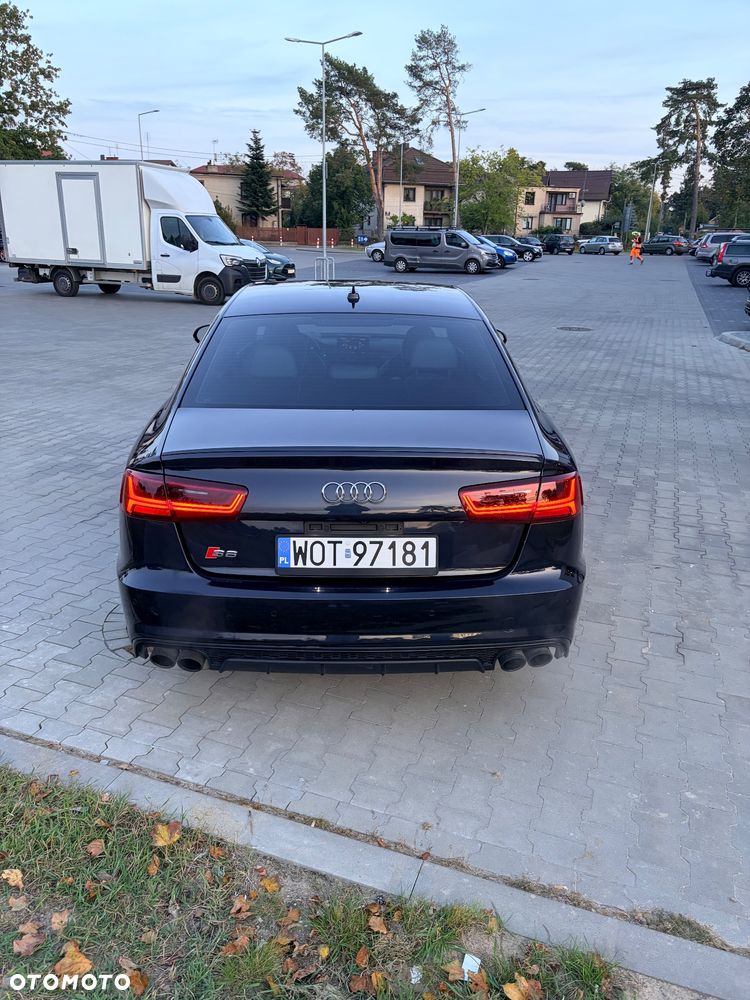 Audi S6 Limousine - 12