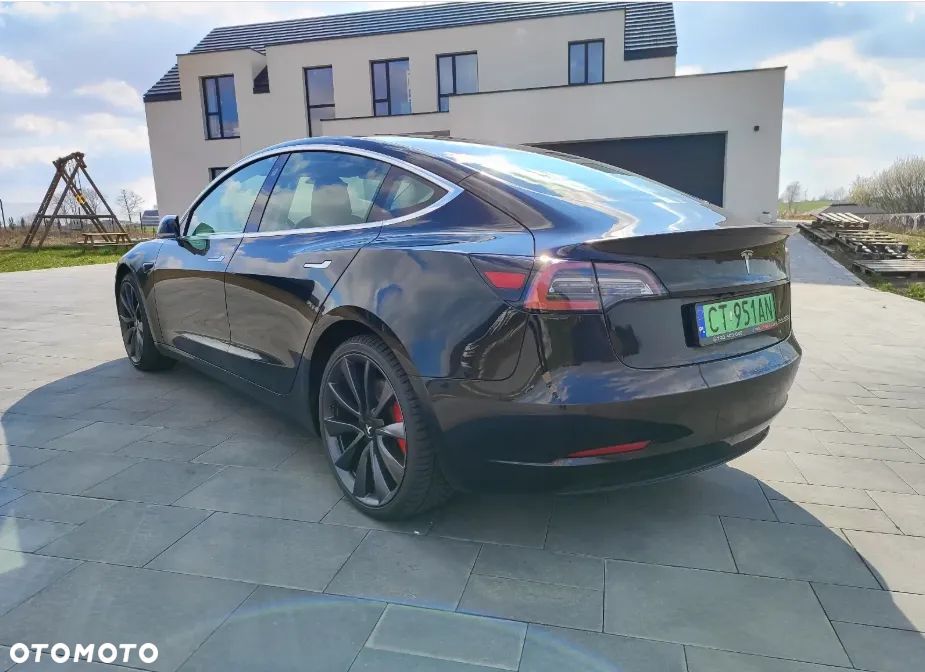 Tesla Model 3 Langstreckenbatterie Allradantrieb Dual Motor - 5