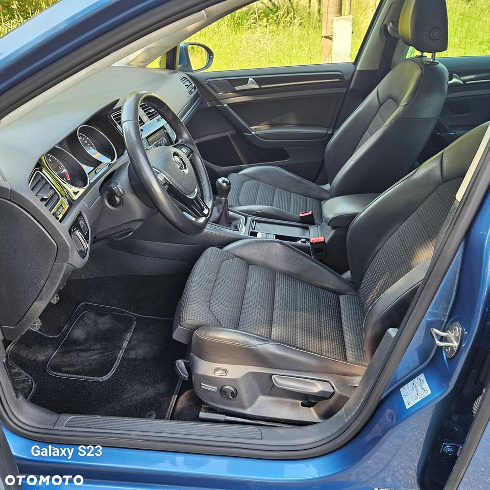 Volkswagen Golf - 13