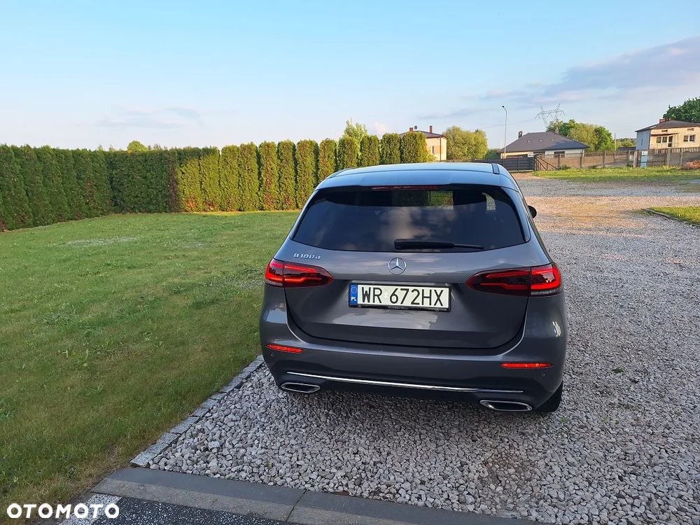 Mercedes-Benz Klasa B 180 d 7G-DCT Editon 19 - 19