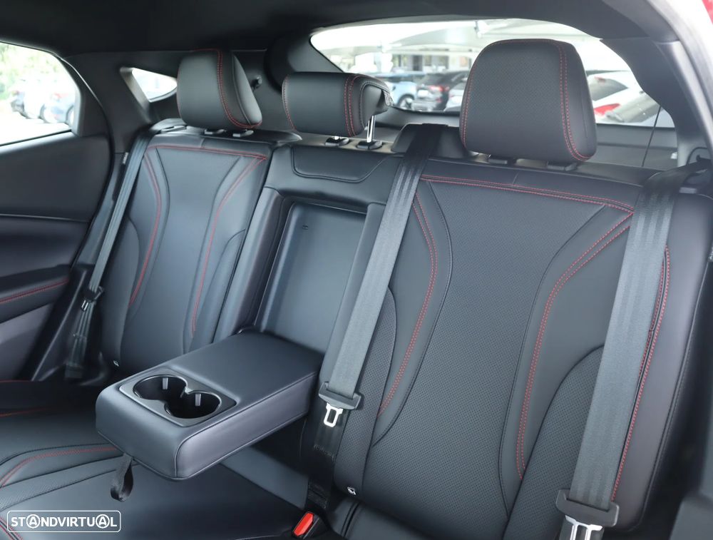 Ford Mustang Mach-E AWD PREMIUM - 24