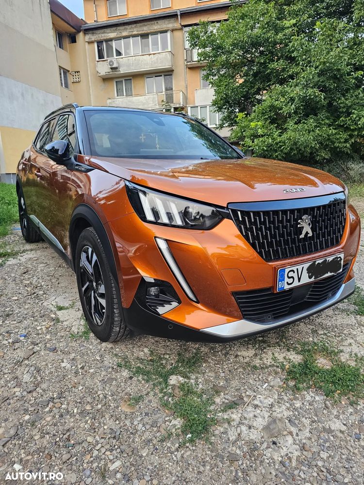 Peugeot 2008 1.2 L PureTech STT EAT8 GT Line - 2