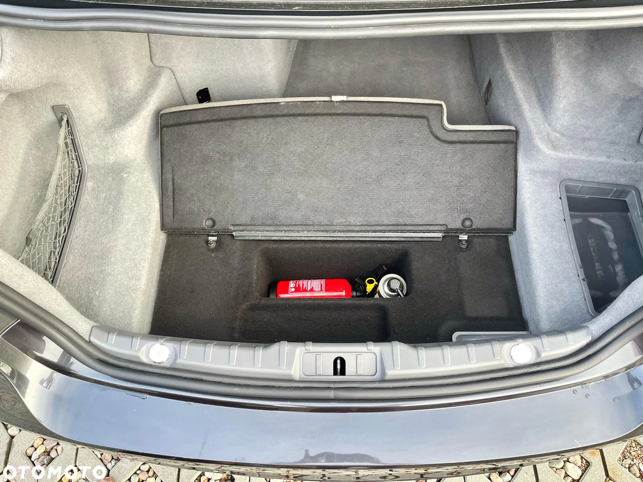 BMW Seria 7 750Li - 28