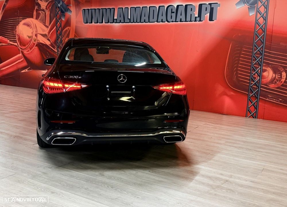 Mercedes-Benz C 300 e AMG Line - 4