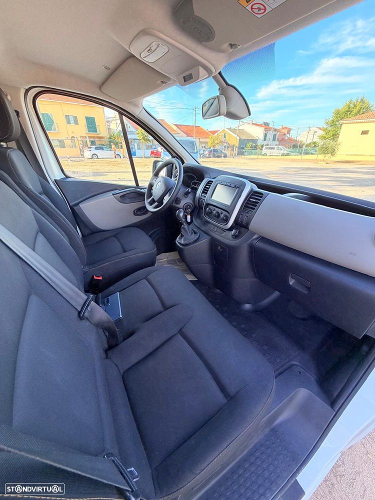Renault trafic - 11