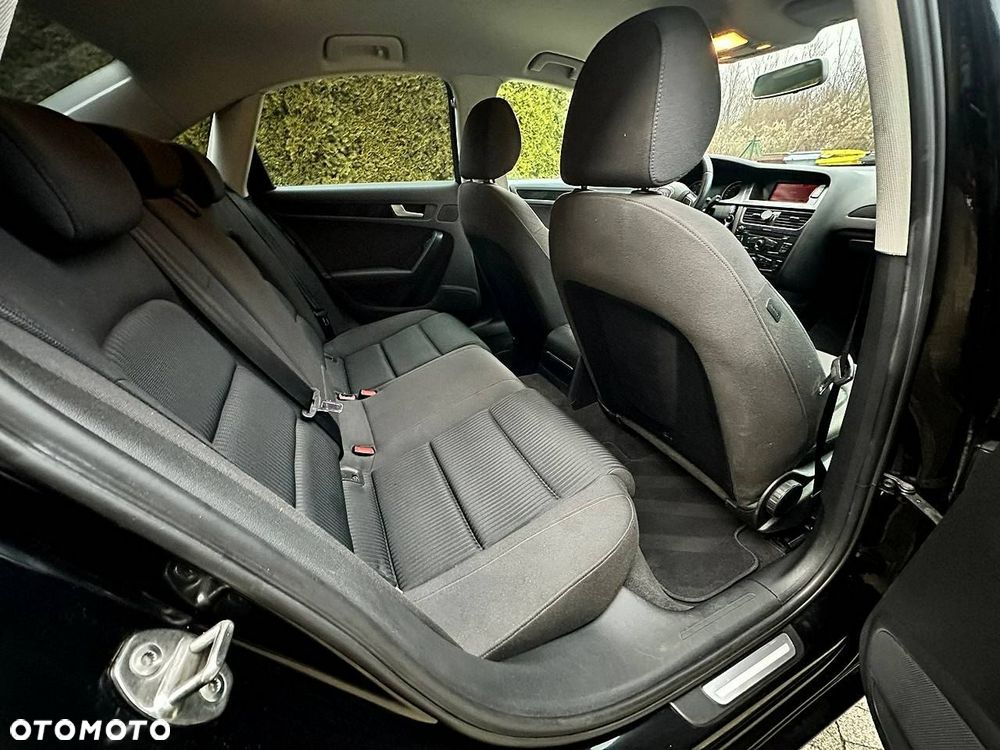 Audi A4 Limousine - 7