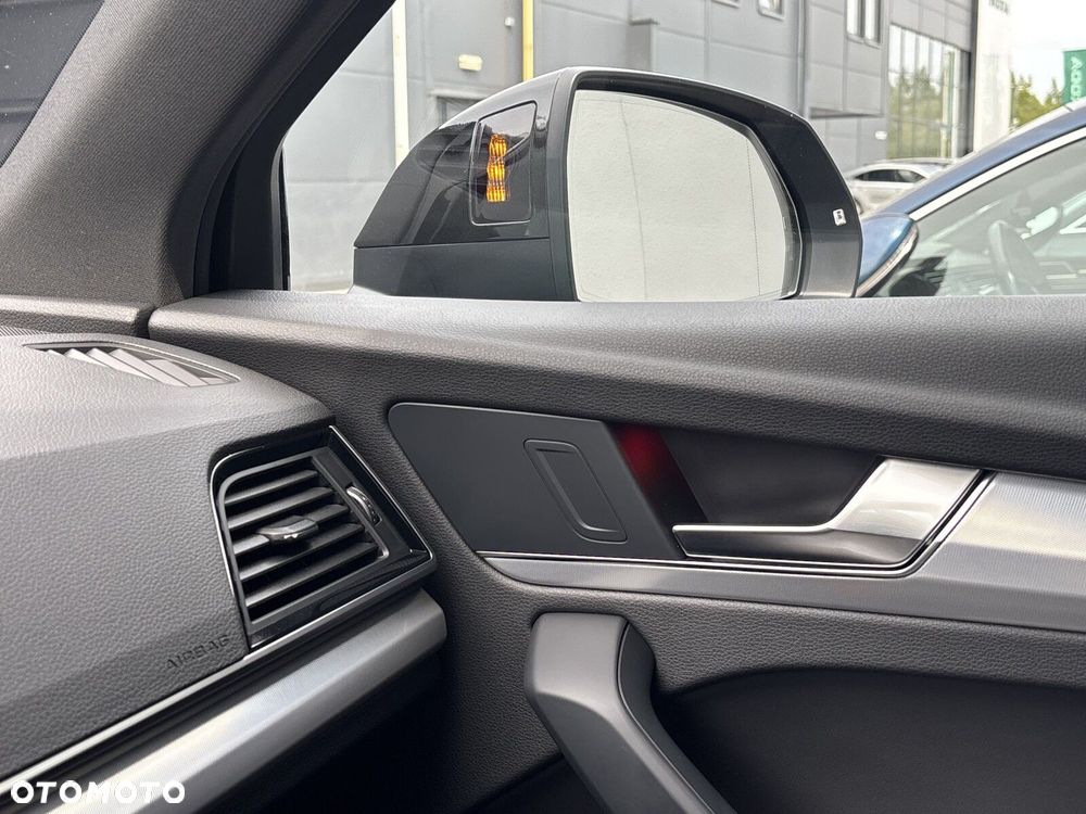 Audi Q5 Sportback - 25