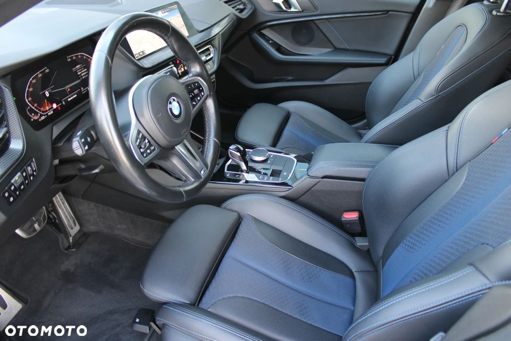 BMW Seria 2 218i M Sport sport - 18