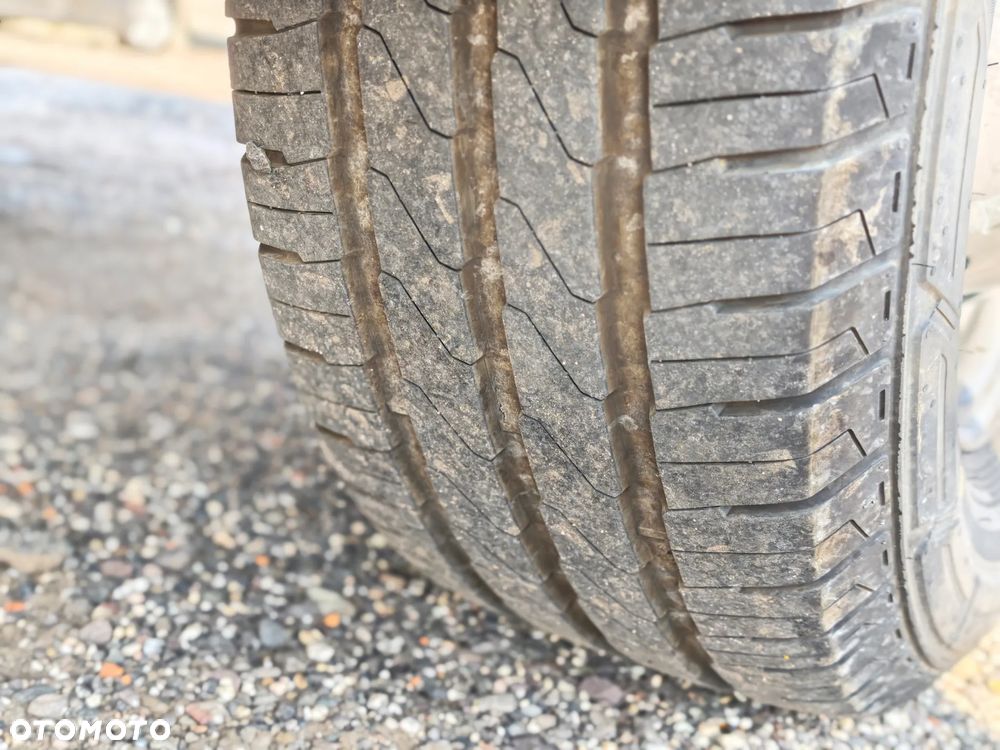 Iveco DAILY FIRANA 10EP WINDA DHOLLANDIA PLANDEKA 3.0 180KM HIMATIC AUTOMAT NAWIGACJA RADAR ASYSTENT PASA SERWIS ASO BEZWYPADKOWY ZADBANY 2024 FV23% KLIMA WEBASTO 35S18 - 29