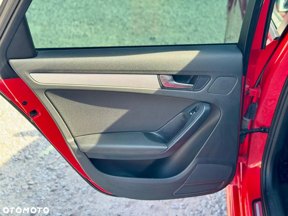 Audi A4 Avant 2.0 TDI e DPF S line Sportpaket - 15