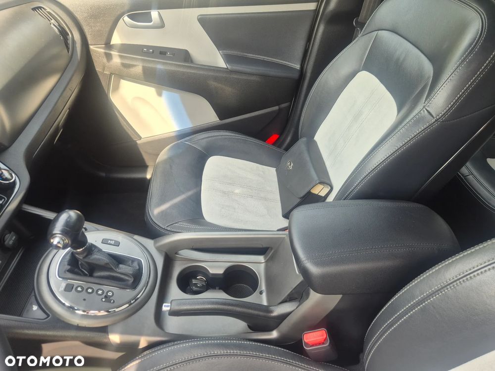 Kia Sportage 2.0 CRDI 184 AWD Platinum Edition - 13