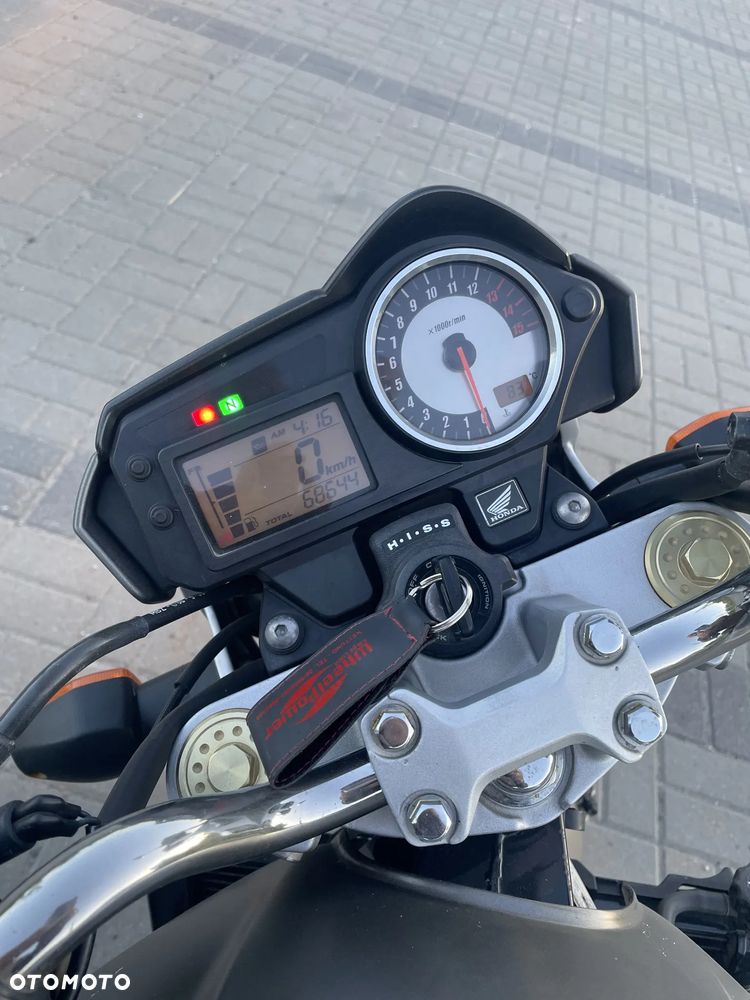Honda Hornet - 8