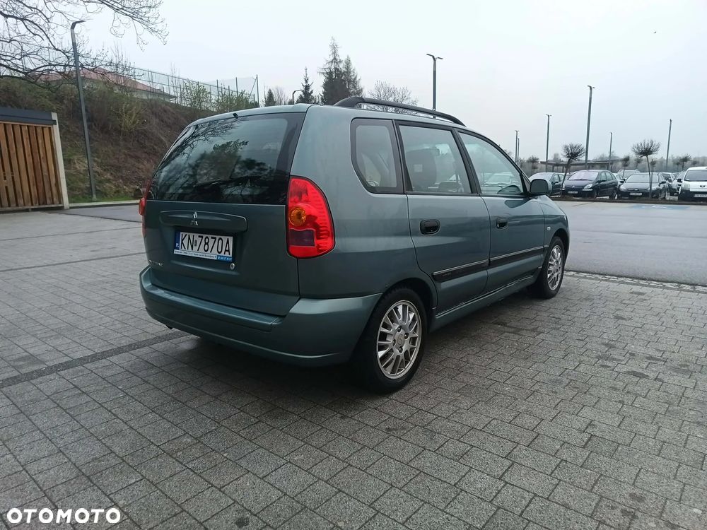 Mitsubishi Space Star 1.6 Avance - 17