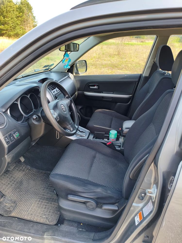 Suzuki Grand Vitara - 5