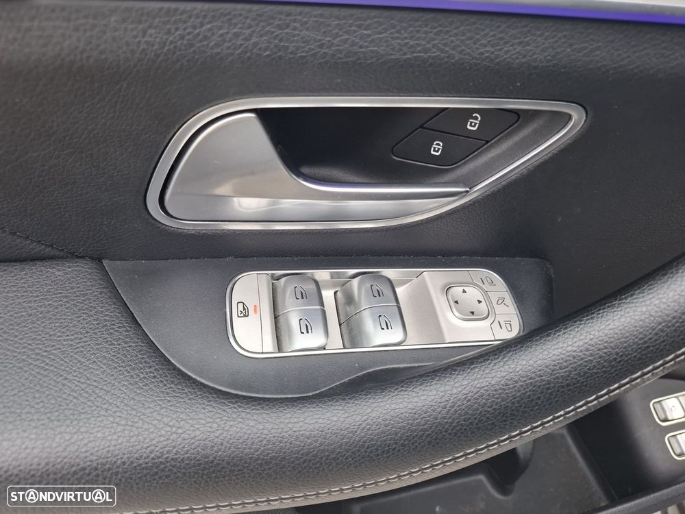 Mercedes-Benz GLE 300 d 4Matic - 28