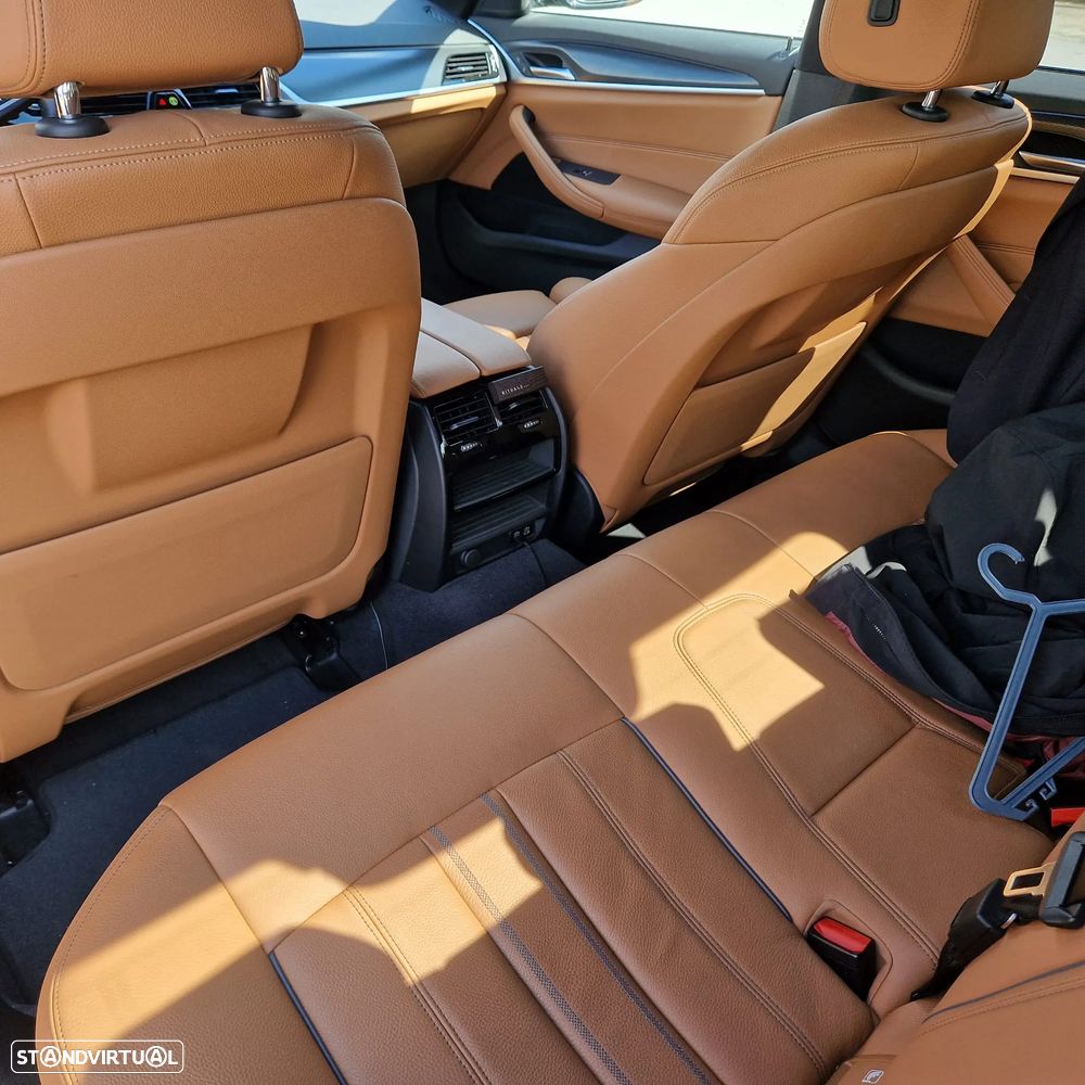 BMW 530 e Pack M - 8