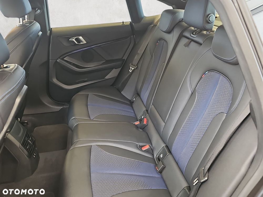 BMW Seria 2 - 25