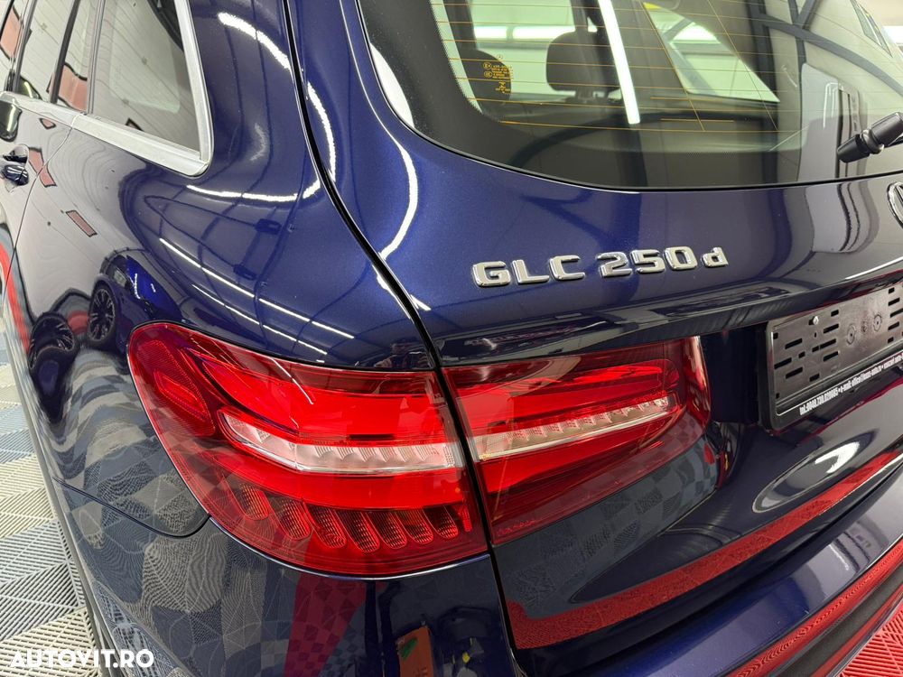 Mercedes-Benz GLC 250 d 4MATIC - 4