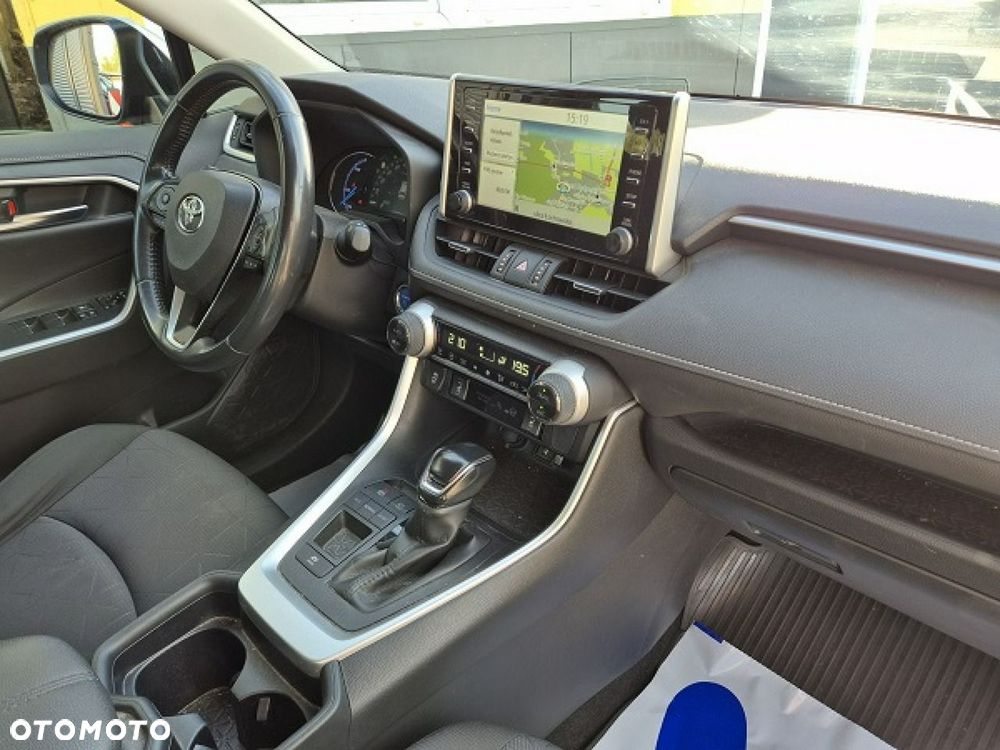 Toyota RAV4 - 22