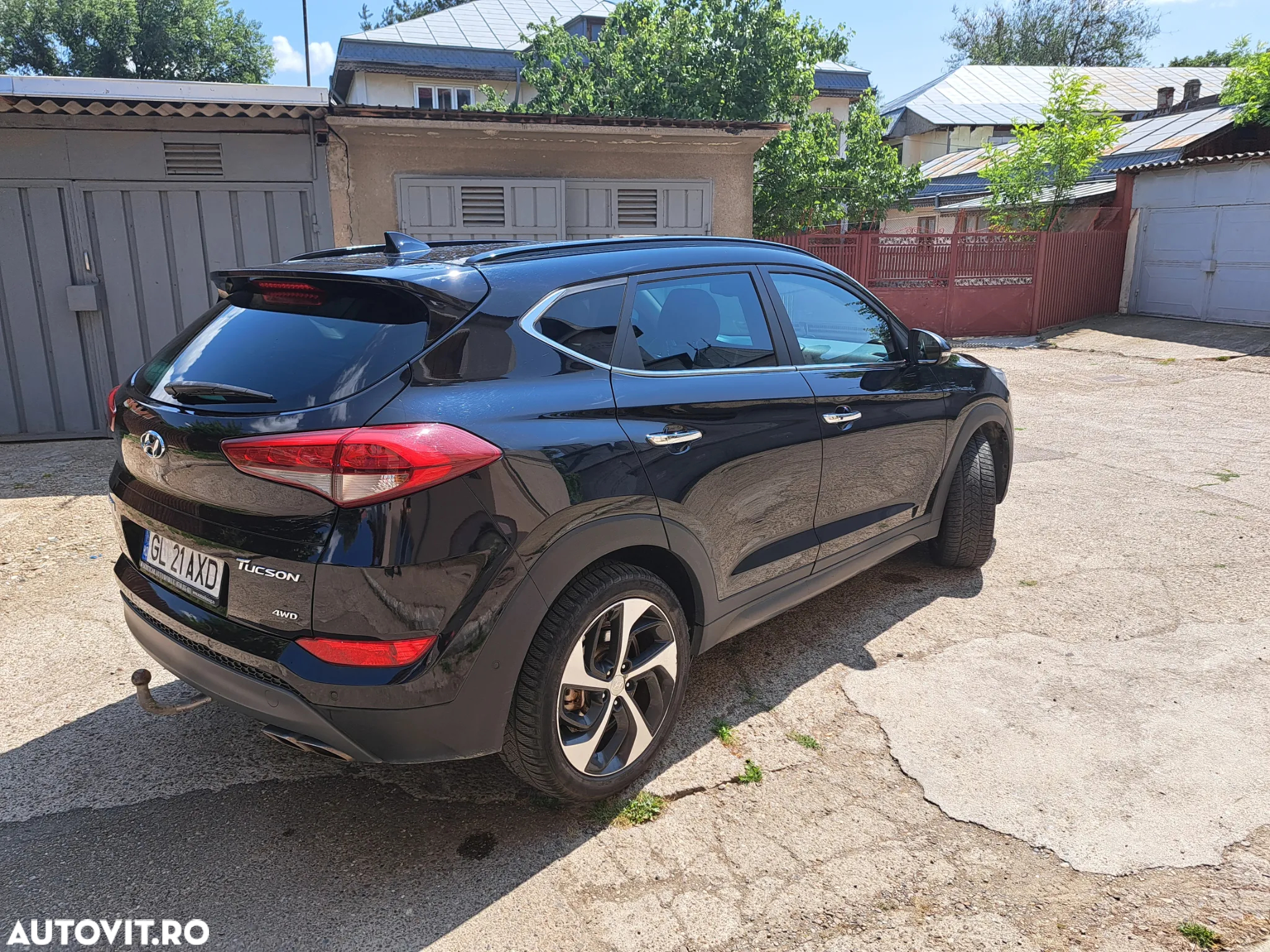 Hyundai Tucson 2.0 CRDI 4WD 6AT Luxury+ - 35
