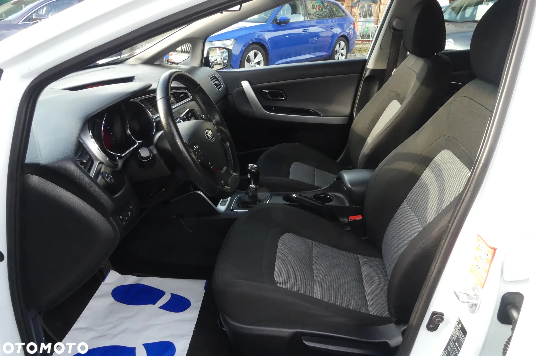 Kia Ceed Cee'd 1.6 CRDi Smart Plus - 6