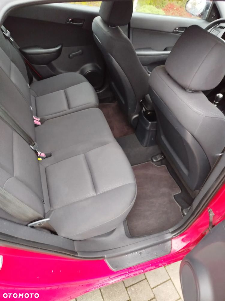 Hyundai i30 1.4 Base - 11