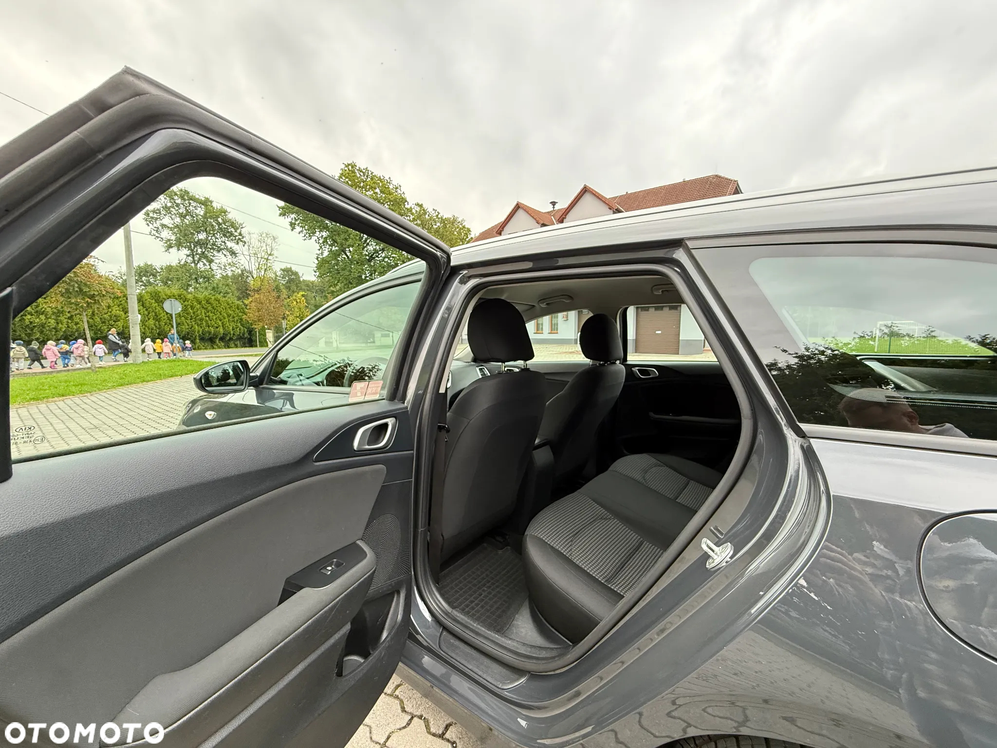 Kia Ceed 1.6 CRDi SCR M - 14