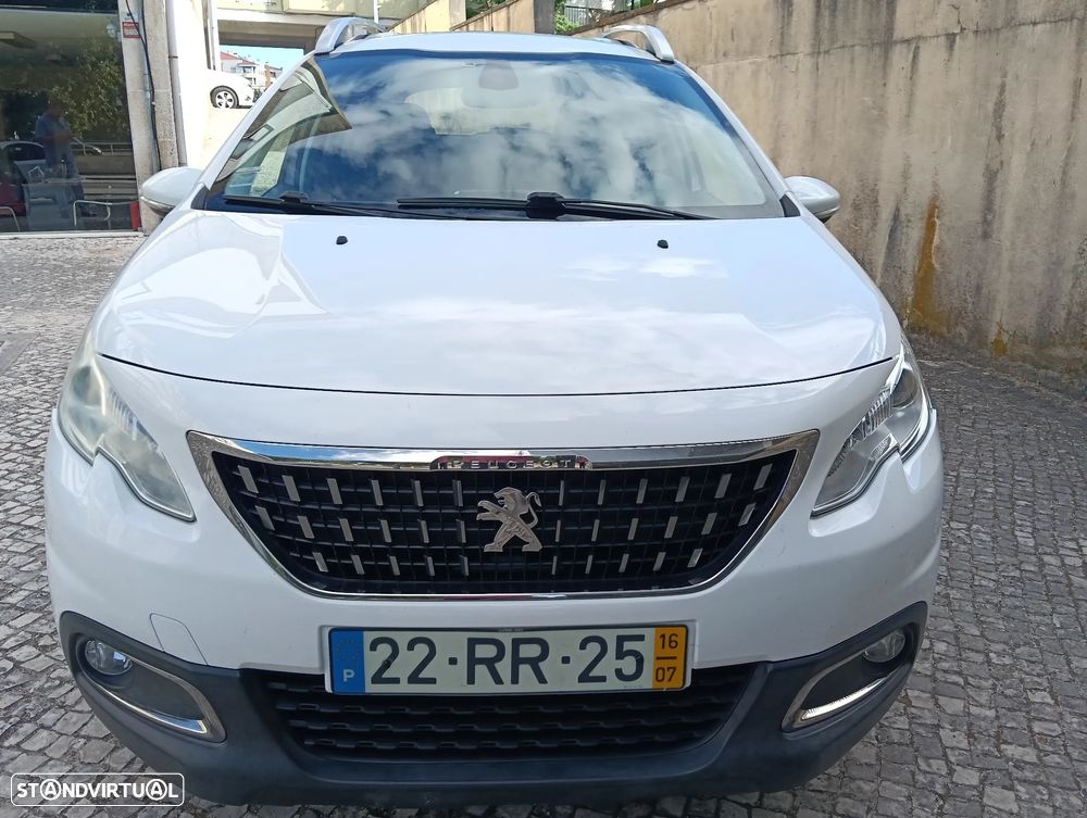 Peugeot 2008 1.6 BlueHDi Style - 36