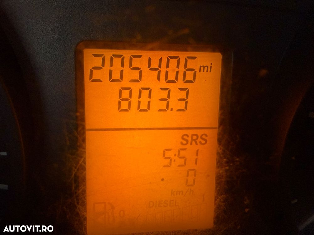 Mercedes-Benz Sprinter - 12