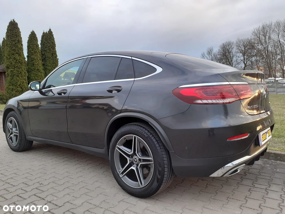 Mercedes-Benz GLC 200 4Matic 9G-TRONIC AMG Line - 1