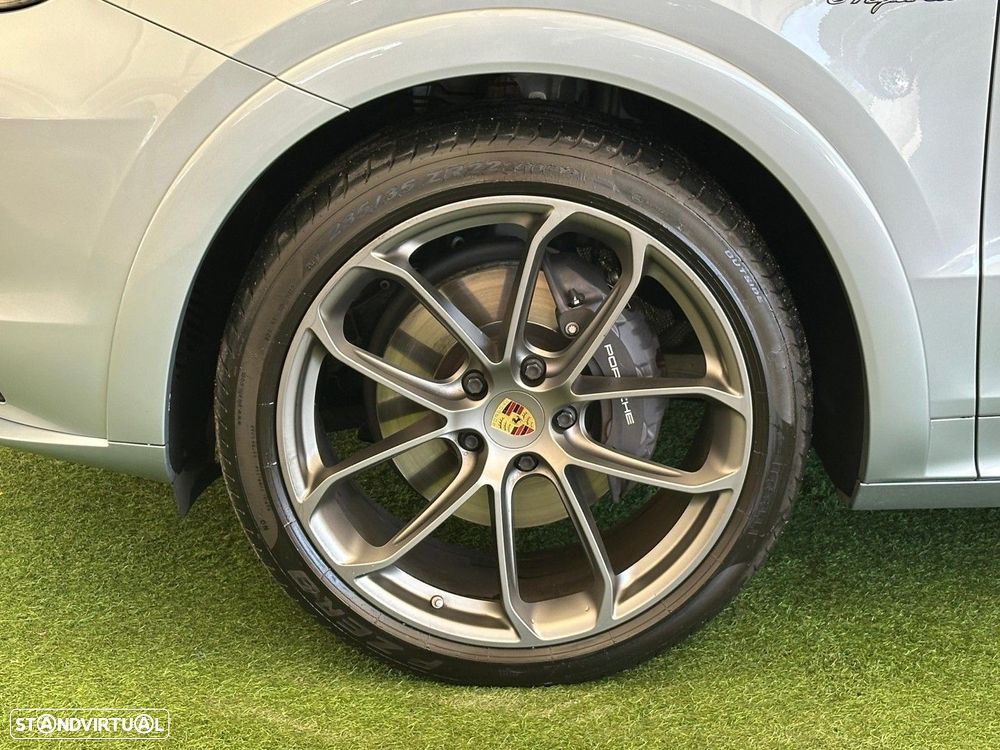 Porsche Cayenne Coupé E-Hybrid - 4