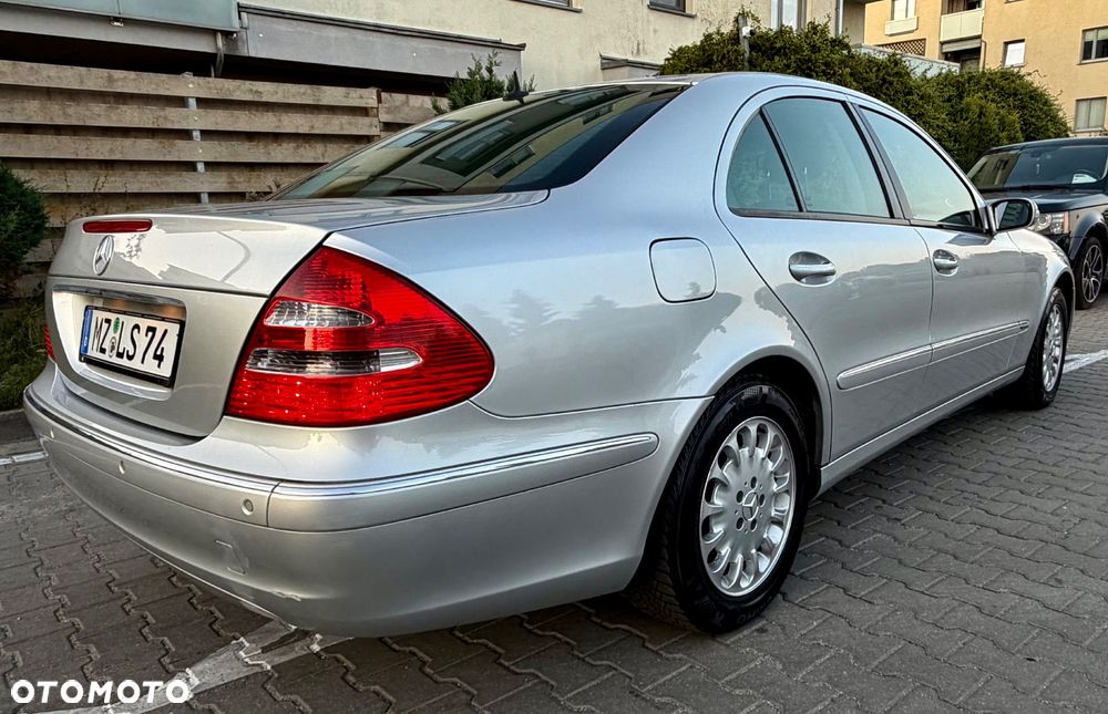 Mercedes-Benz Klasa E 200 Kompressor Elegance - 4