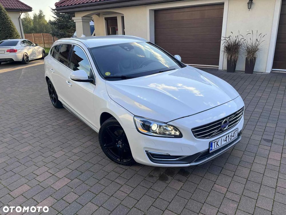 Volvo V60 D2 Geartronic Powershift Edition Pro - 28