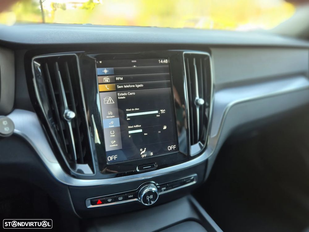 Volvo V60 2.0 D3 R-Design Geartronic - 36