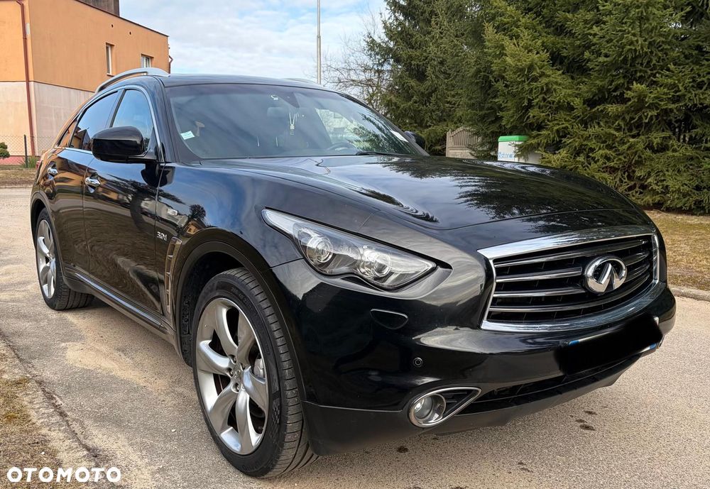 Infiniti QX70 - 1
