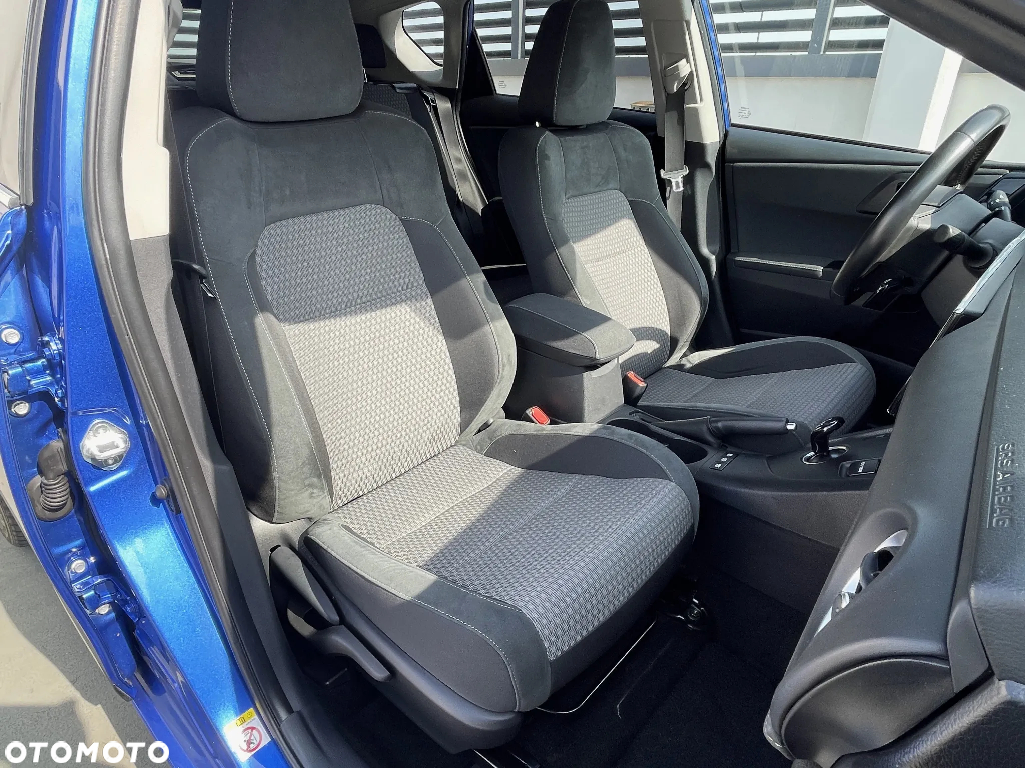 Toyota Auris 1.8 VVT-i Hybrid Automatik Style Selection - 35