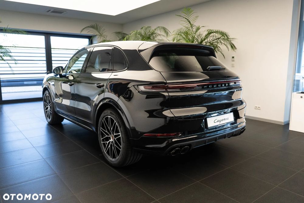 Porsche Cayenne Black Edition - 4