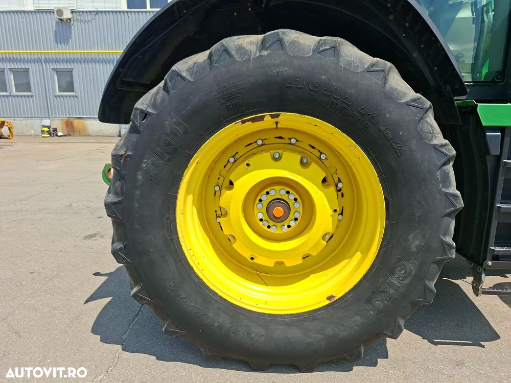 John Deere 8R 310  4x4 - 12