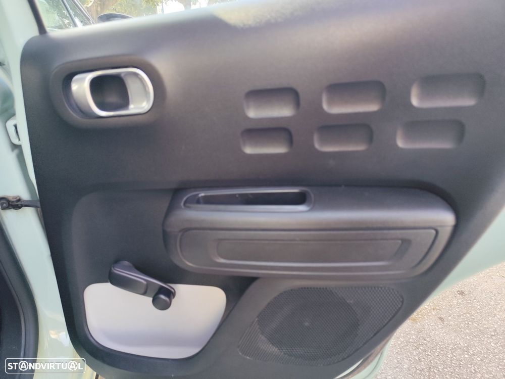 Citroën C3 1.2 PureTech Feel - 19