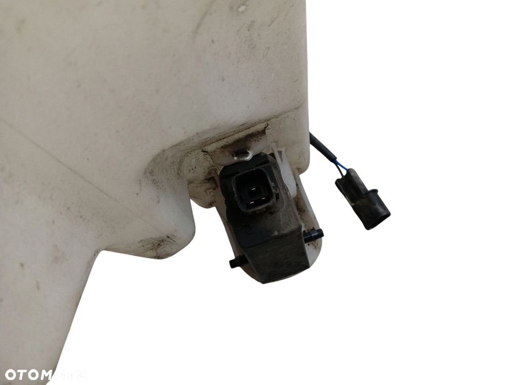 ZBIORNICZEK SPRYSKIWACZY HYUNDAI I30 II (2011-2014) 1.6 16V 120KM 98610-A6000, 98610-A6010 - 6