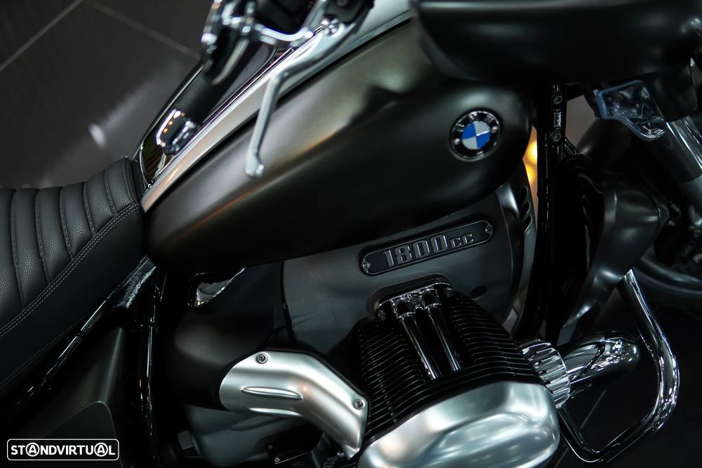 BMW R 18 Transcontinental Manhattan Metallic Matte - 5