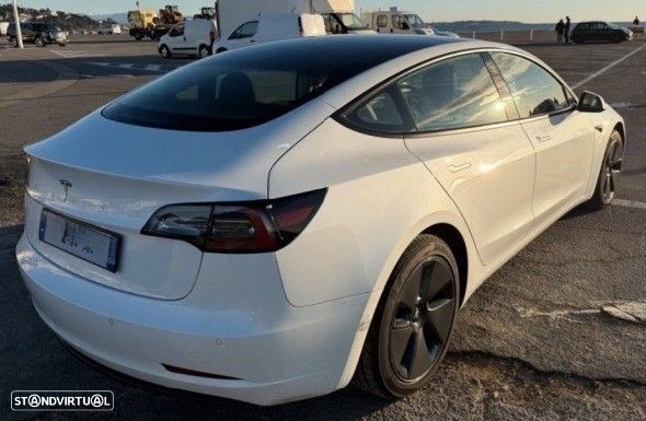 Tesla Model 3 Standard Range Plus RWD - 2