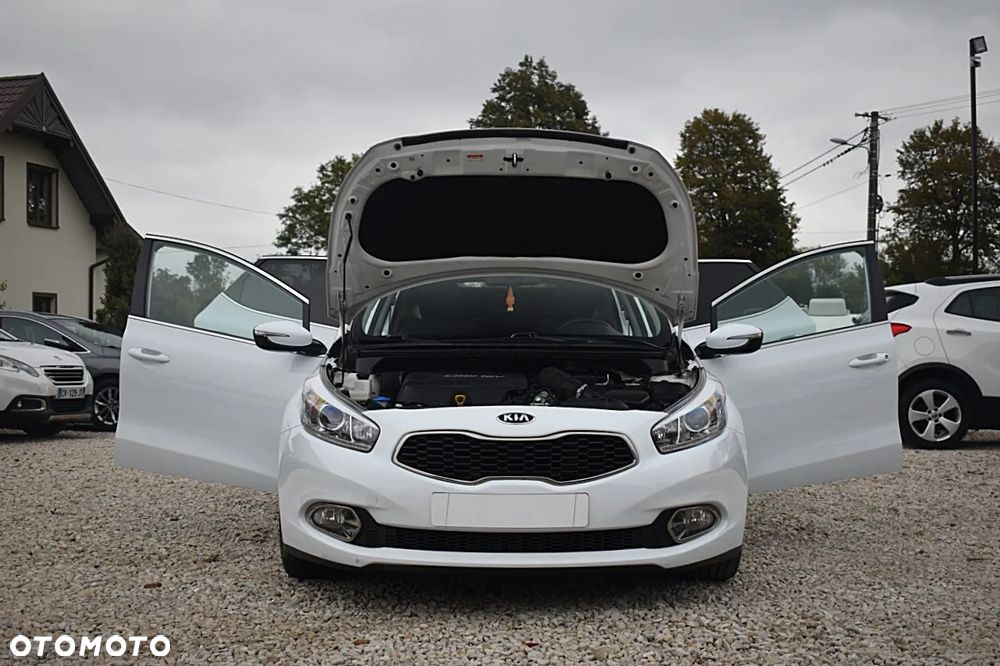 Kia Ceed Cee'd 1.6 CRDi S - 12