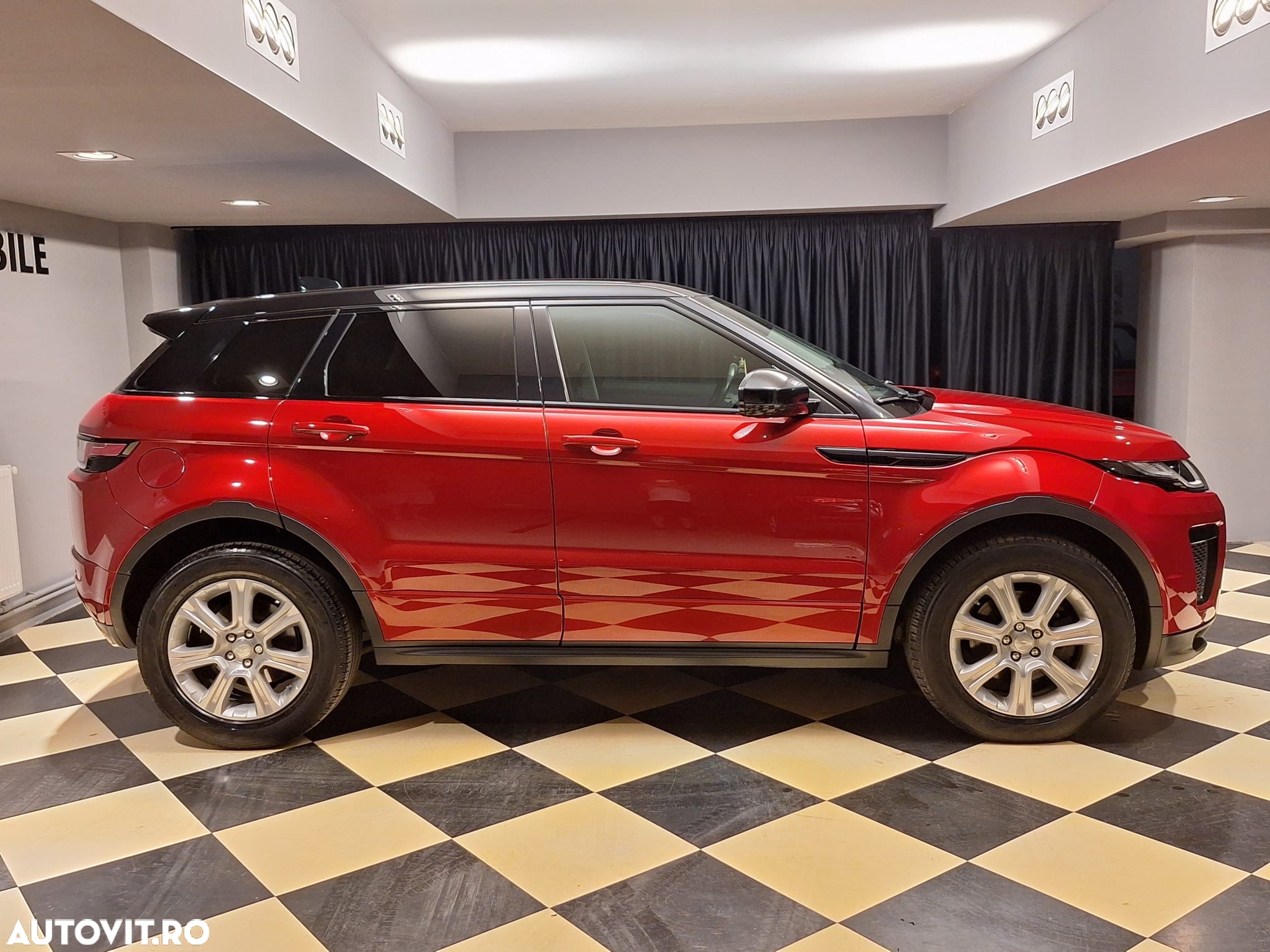 Land Rover Range Rover Evoque - 15