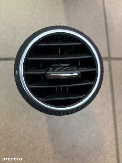 KRATKA KRATKI NAWIEWU AUDI A3 8P 8P0820901D 8P0820901A - 2