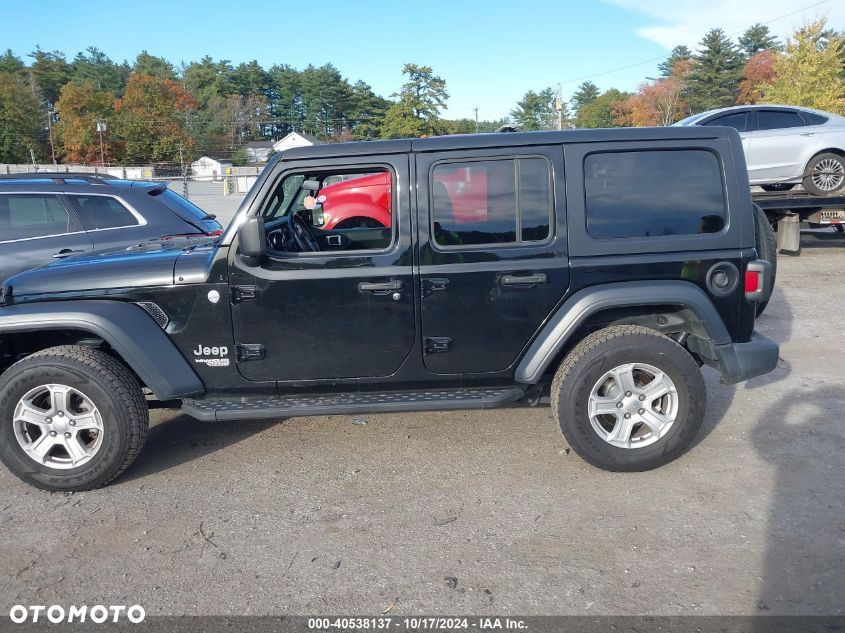 Jeep Wrangler 3.6 Unlim Black Edition II - 13
