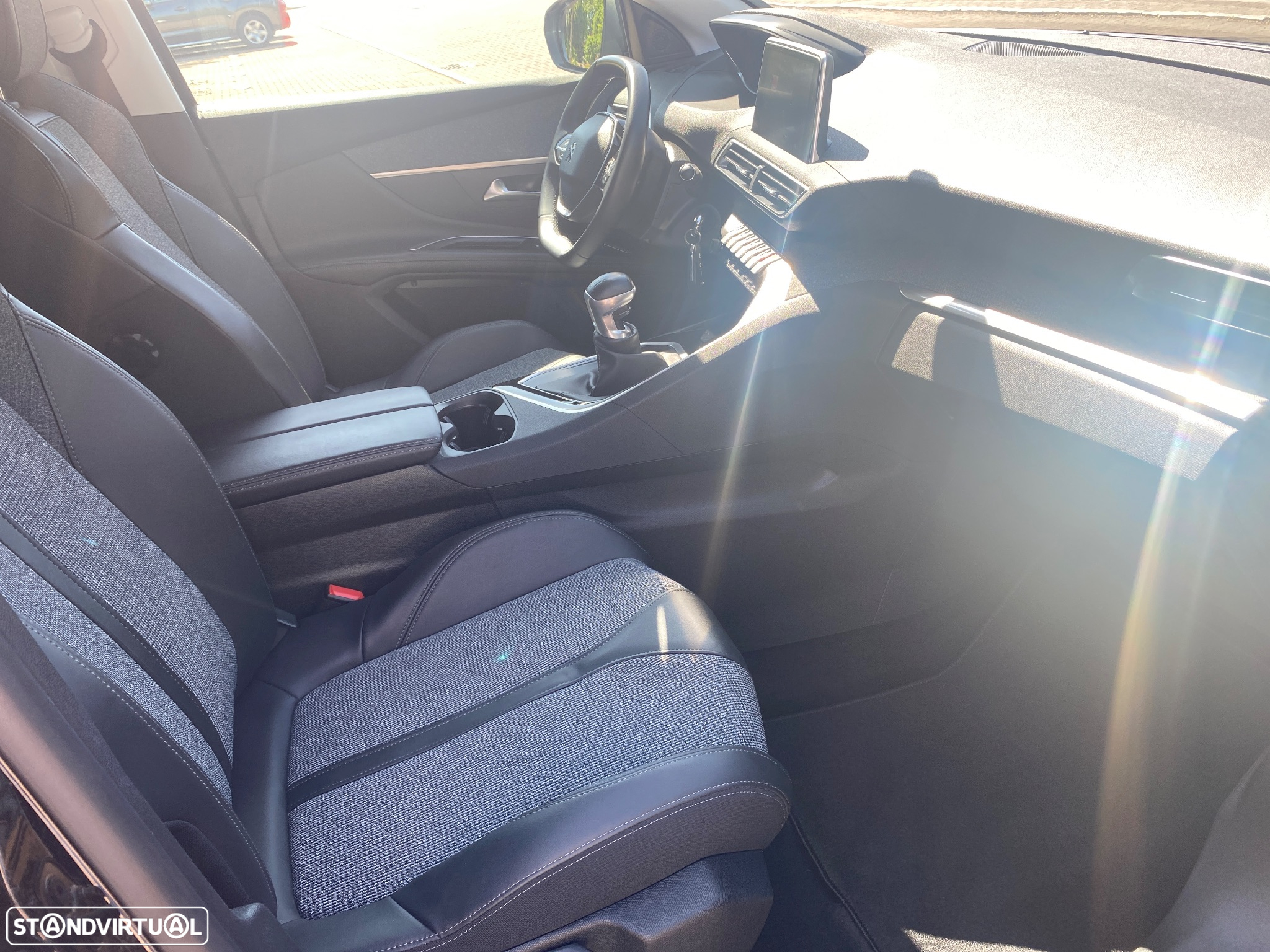 Peugeot 5008 1.5 BlueHDi Allure Pack - 18